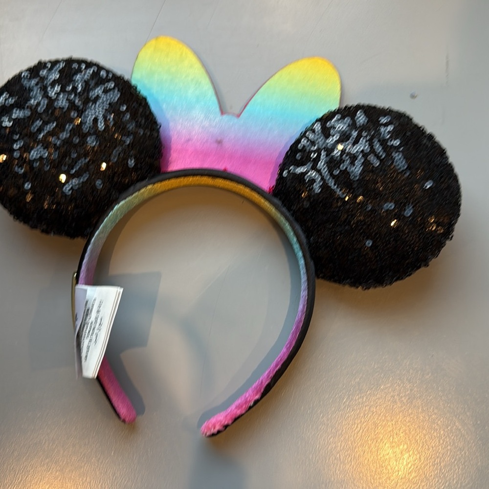 Disney Black Sequin Ears with Rainbow Bow - Picture 6 of 6